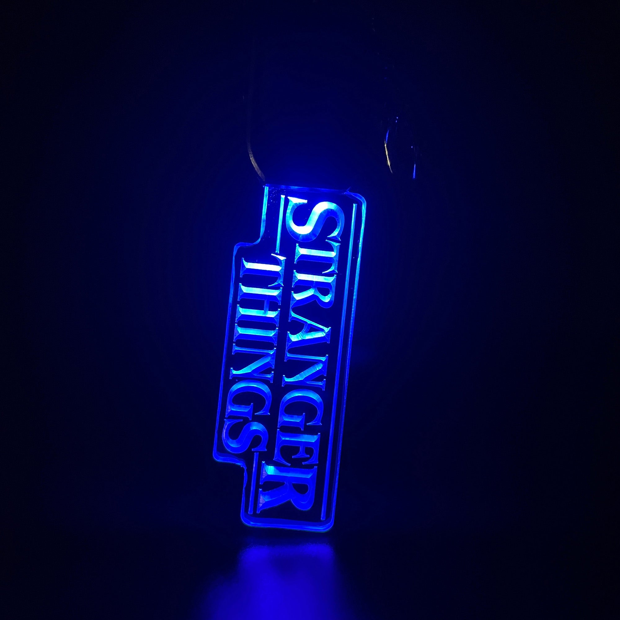 Stranger Things 限定コラボ　クリスマスライト　キーホルダー Stranger Things LED Light Acrylic Keychain