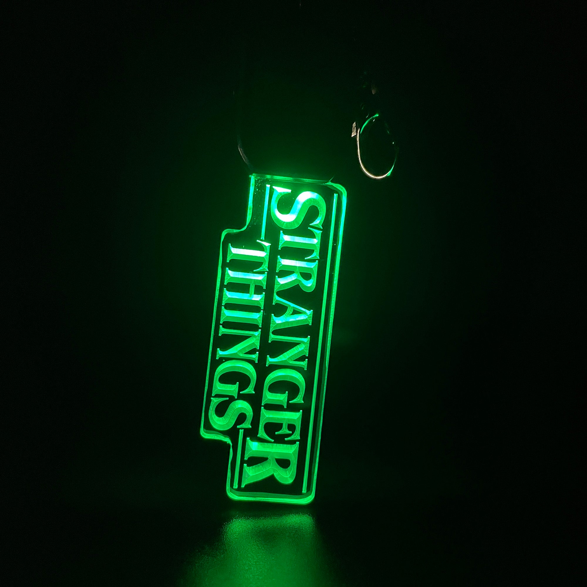 Stranger Things 限定コラボ　クリスマスライト　キーホルダー Stranger Things LED Light Acrylic Keychain