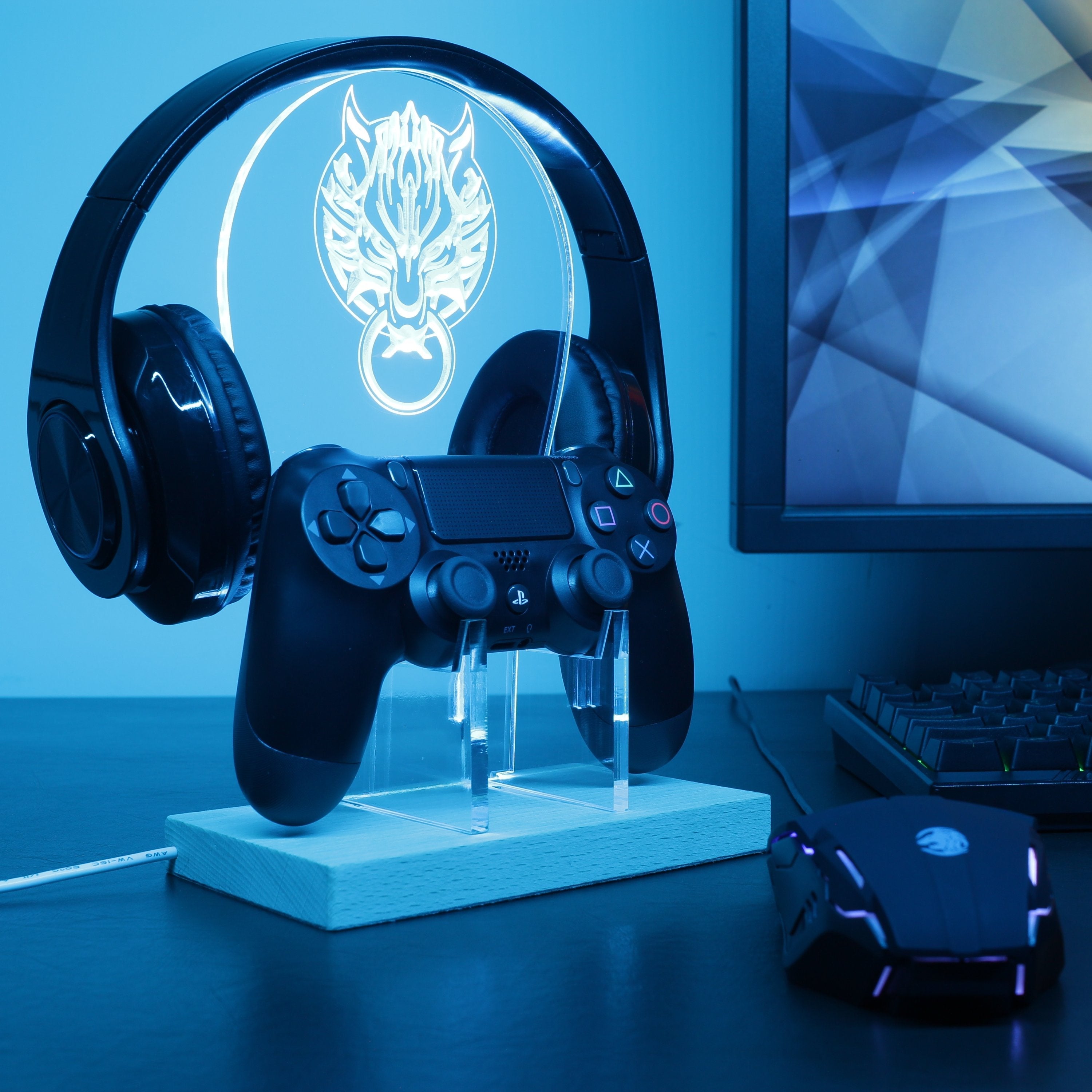 Final Fantasy VII: Advent Children LED Gaming Headset Controller Stand