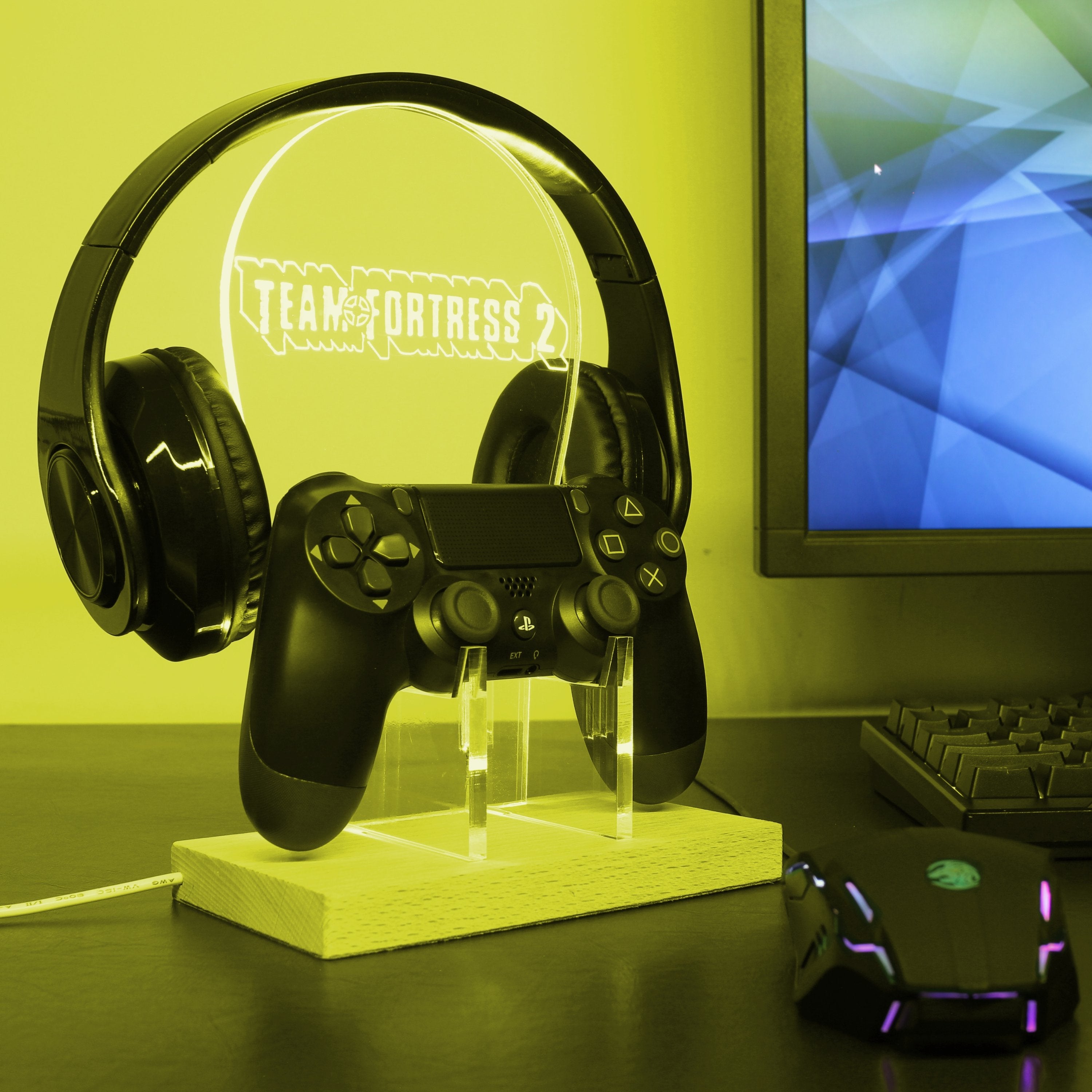 Team Fortress 2 LED Gaming Headset Controller Stand