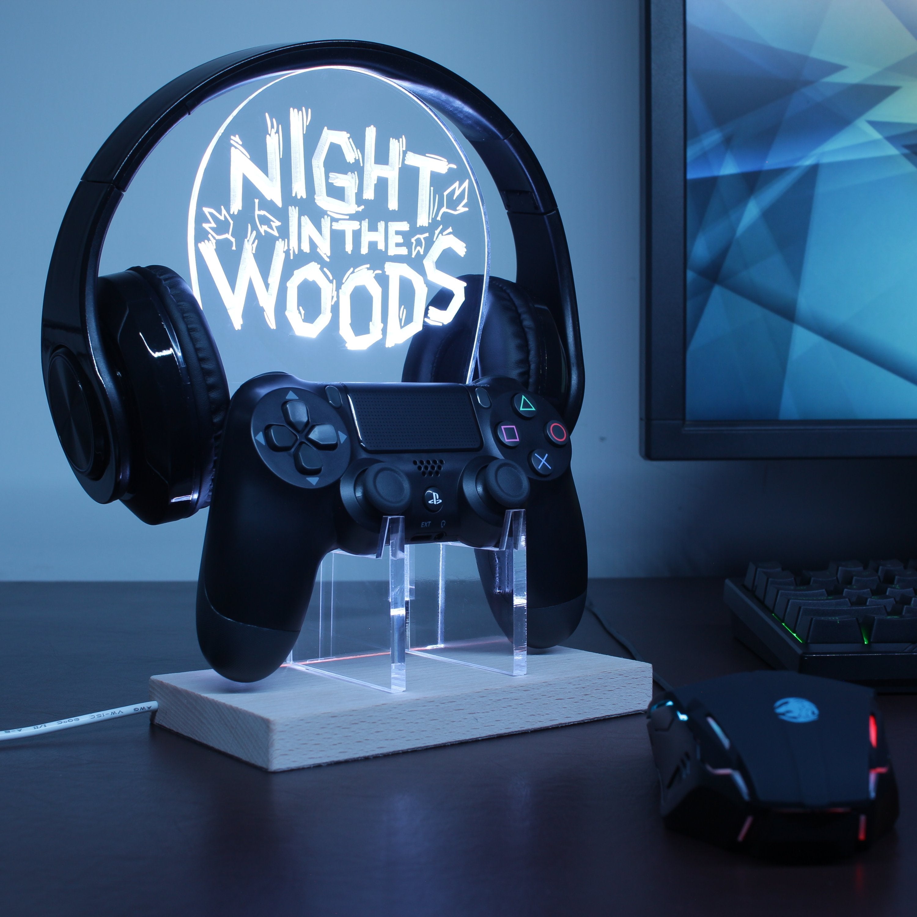 Night in the Woods LED Gaming Headset Controller Stand