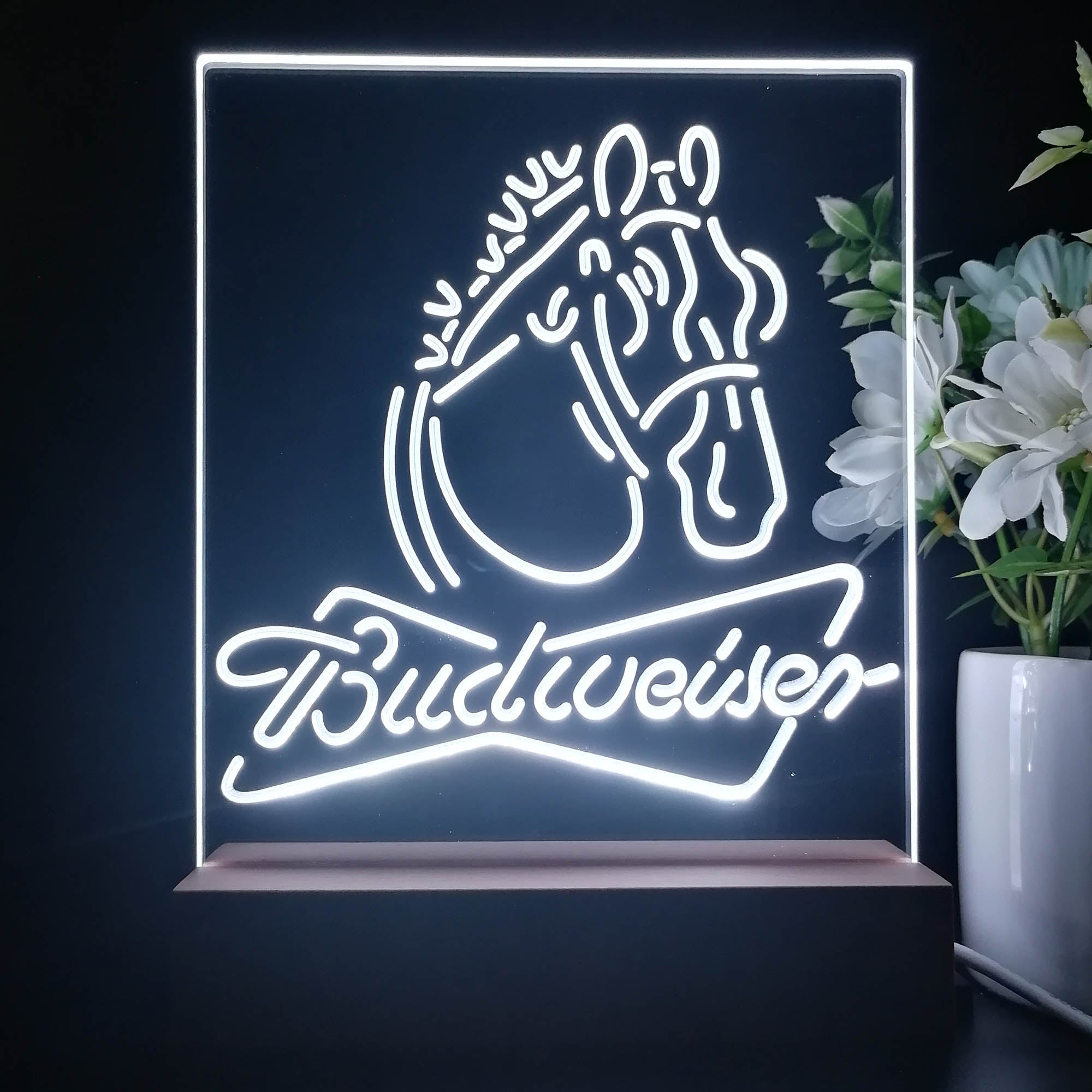 Budweiser Clydesdale Horse Head 3D Illusion Night Light Desk Lamp
