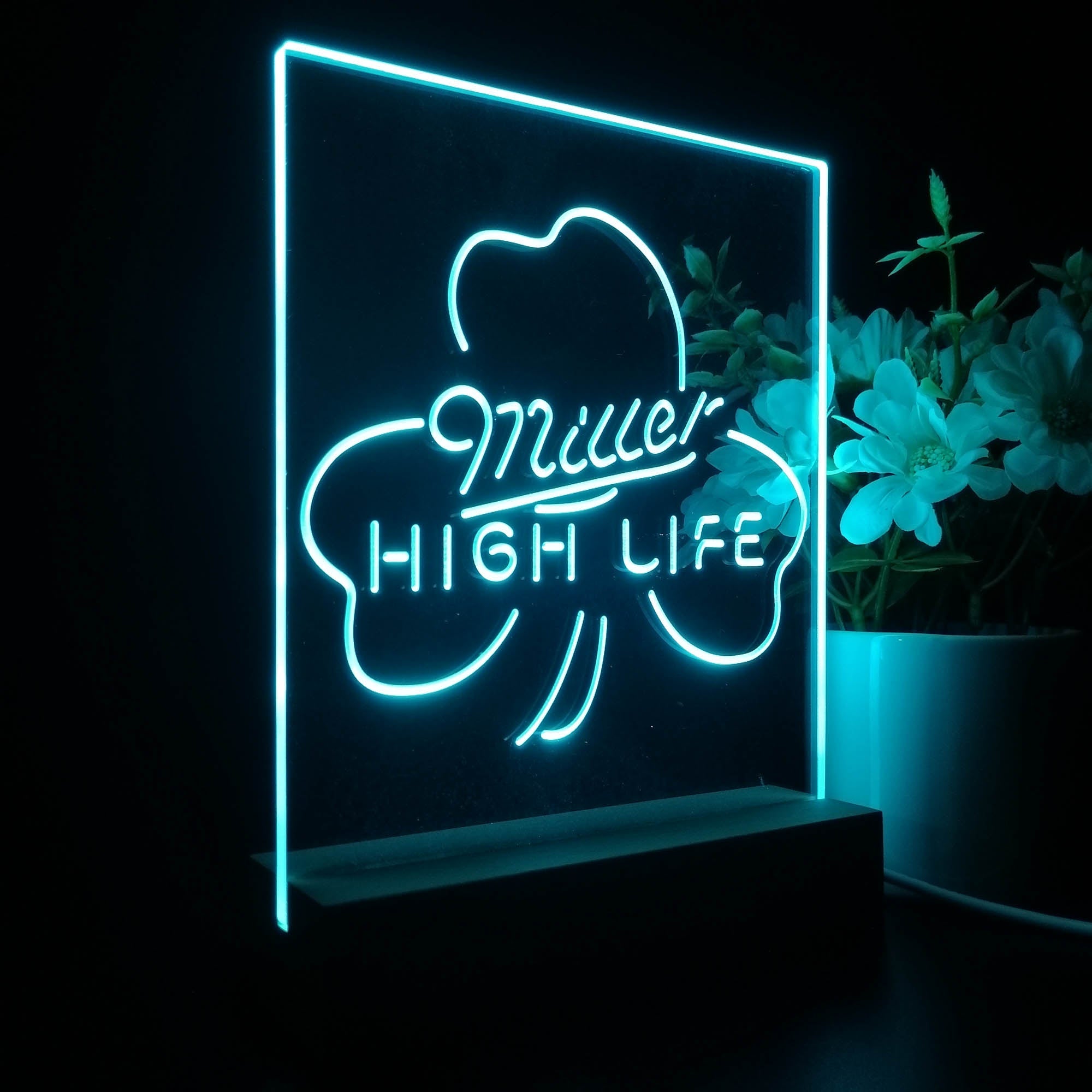 Miller High Life Shamrock 3D Illusion Night Light Desk Lamp