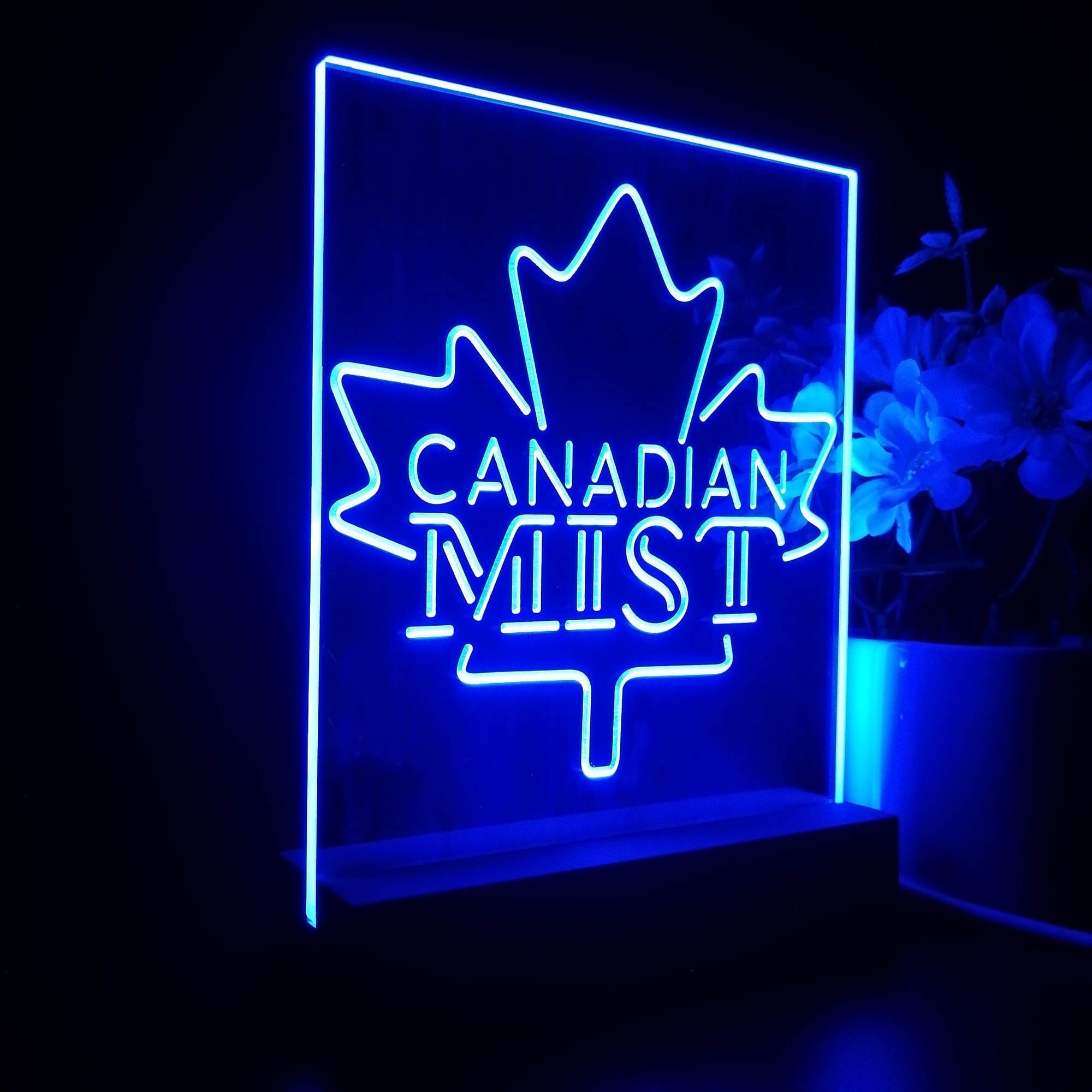 Canadian Mist Maple Leaf 3D Illusion Night Light Desk Lamp