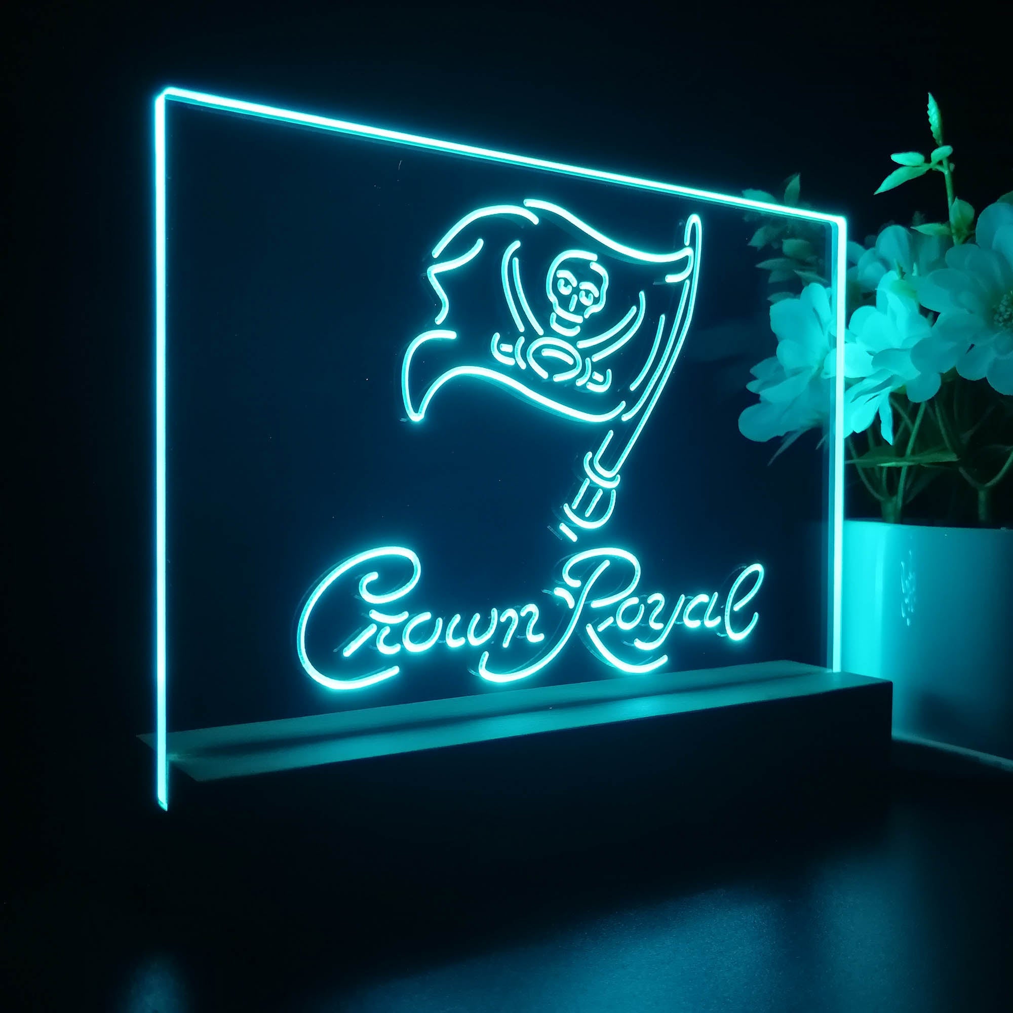 Crown Royal Tampa Bay Buccaneers Night Light Pub Bar Lamp