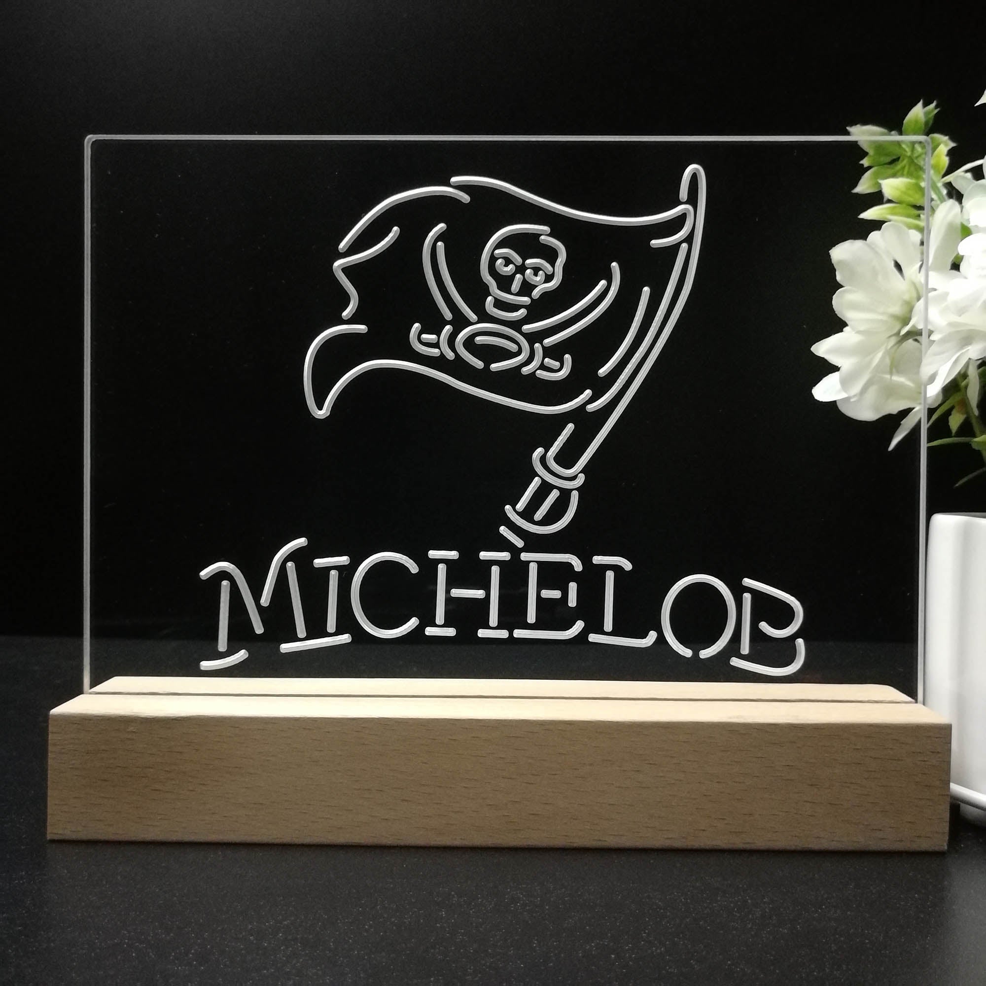 Michelob Bar Tampa Bay Buccaneers 3D Illusion Night Light Desk Lamp
