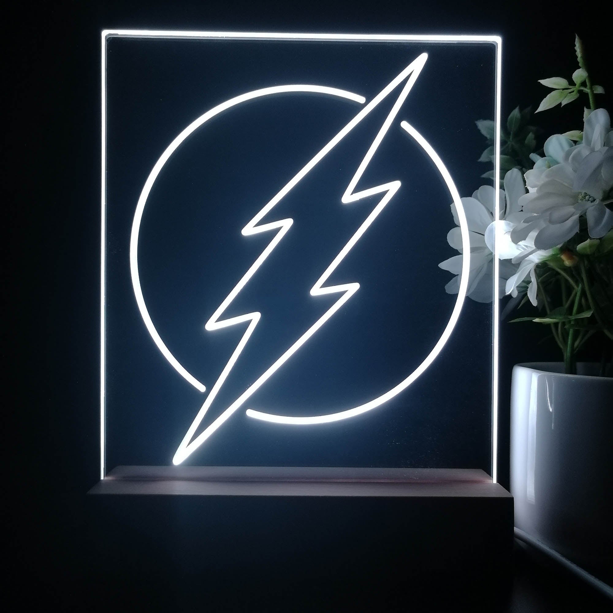 Flash Logo DC Super Hero 3D Illusion Night Light Desk Lamp