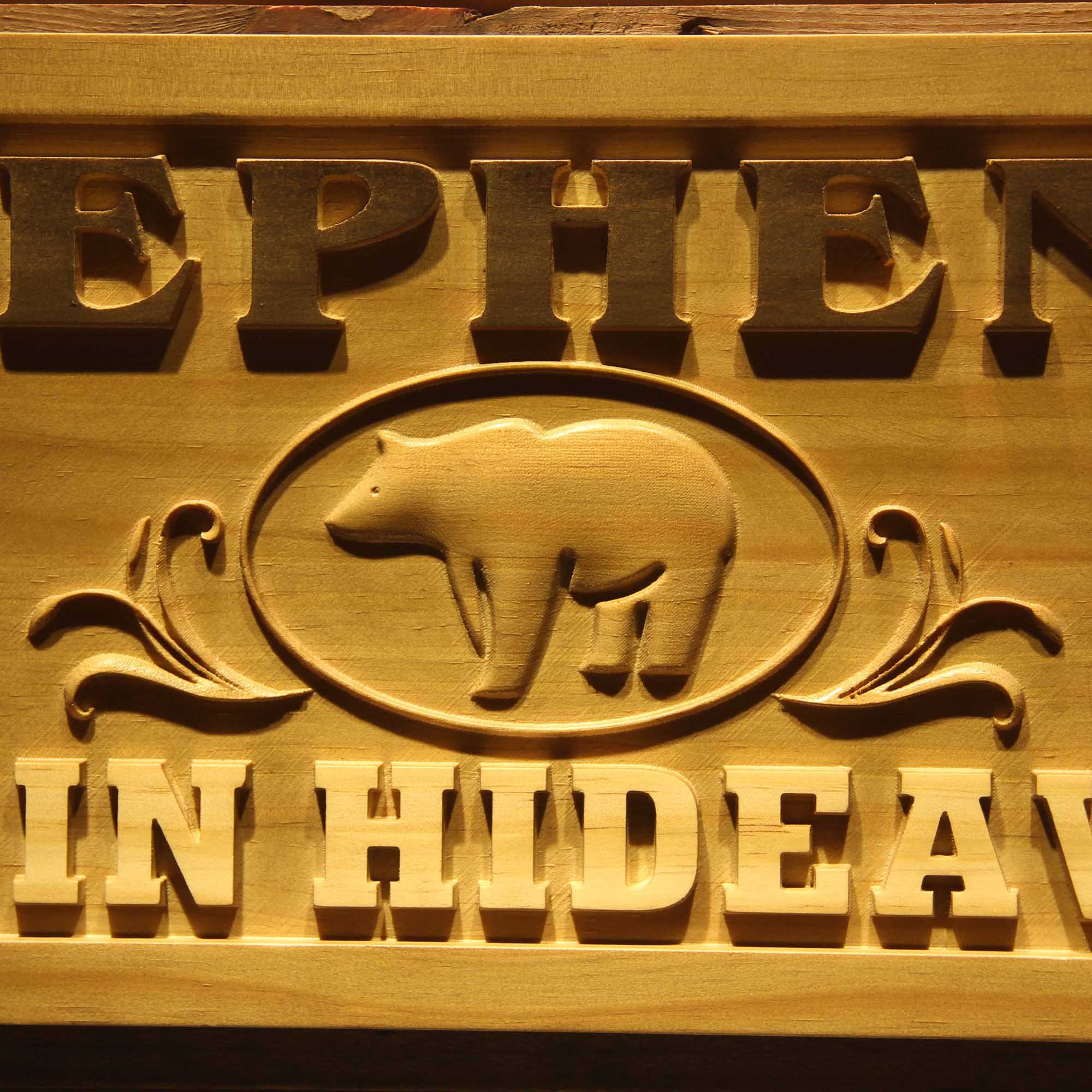 Personalized Cabin Hideaway Bear Decoration Wood Engraved Wooden Sign